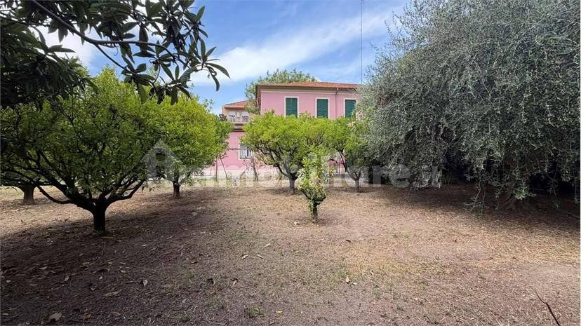 Villa unifamiliare via Piave, Centro, Albenga — foto 52 di 92