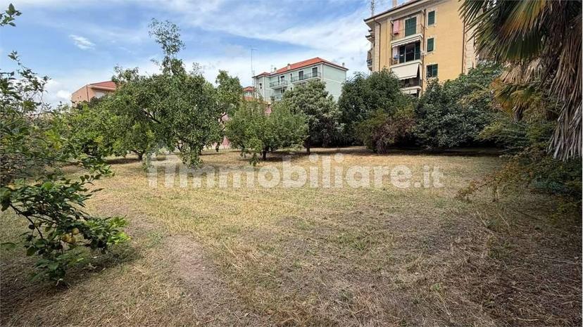 Villa unifamiliare via Piave, Centro, Albenga — foto 12 di 92