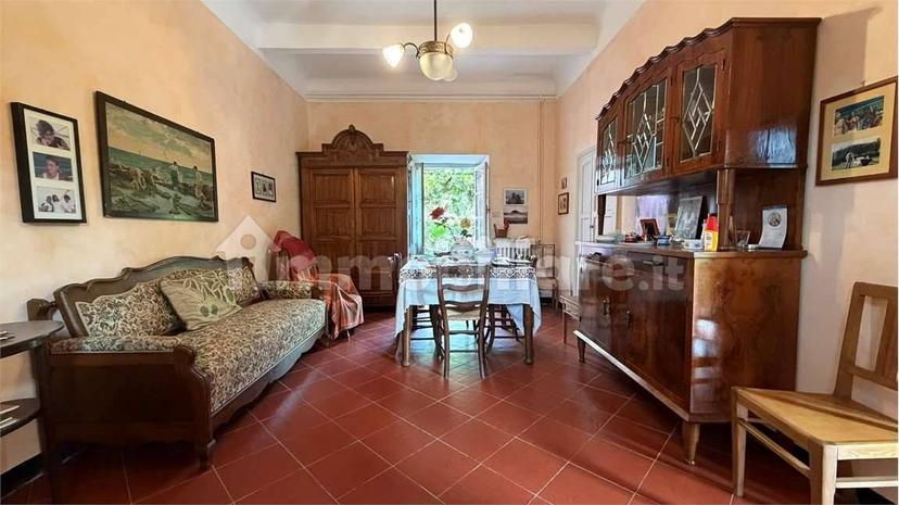 Villa unifamiliare via Piave, Centro, Albenga — foto 9 di 92