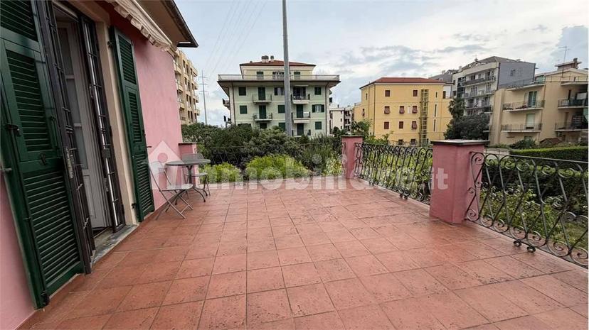 Villa unifamiliare via Piave, Centro, Albenga — foto 59 di 92