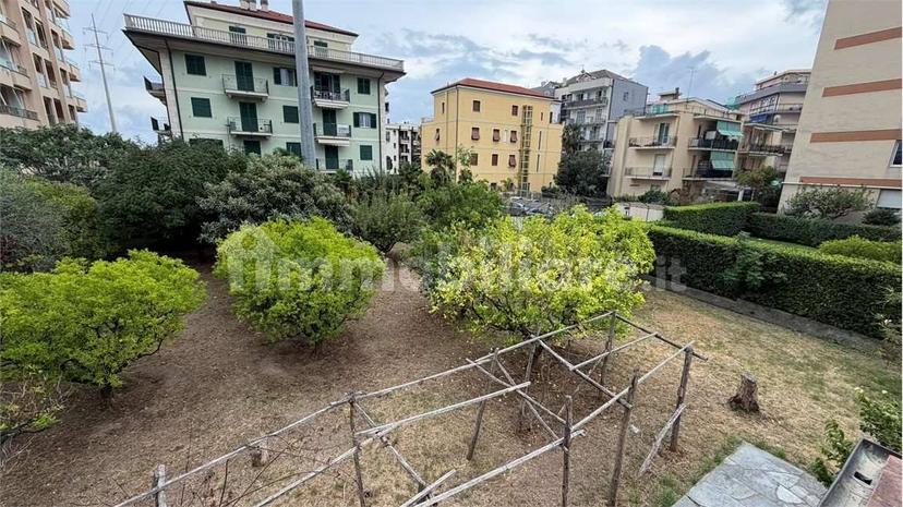 Villa unifamiliare via Piave, Centro, Albenga — foto 66 di 92