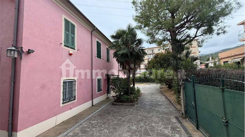 Villa unifamiliare via Piave, Centro, Albenga — foto 76 di 92