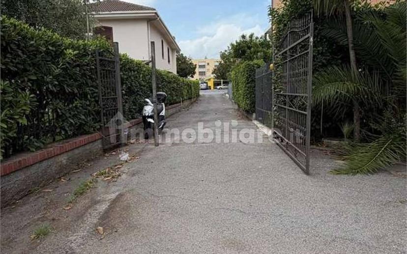 Villa unifamiliare via Piave, Centro, Albenga — foto 7 di 92