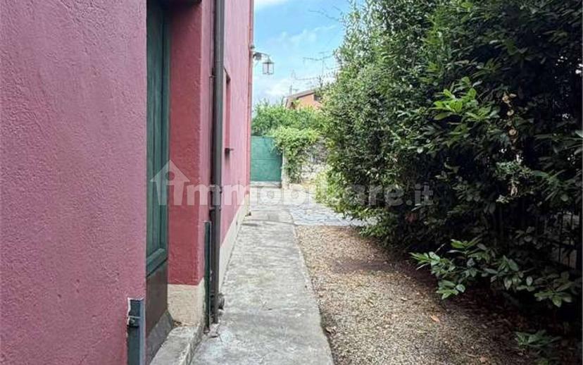 Villa unifamiliare via Piave, Centro, Albenga — foto 3 di 92