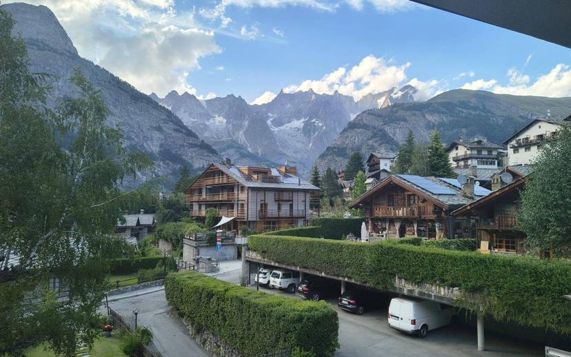 Appartamento Strada delle Volpi 32, Centro, Courmayeur — foto 13 di 18
