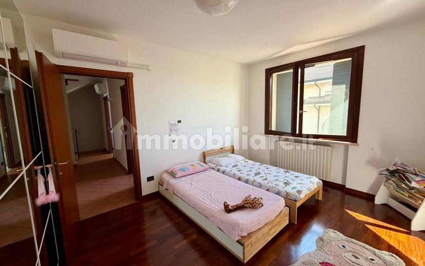 Villa bifamiliare viale Villa del Veneziano 55, Viadana — foto 17 di 19