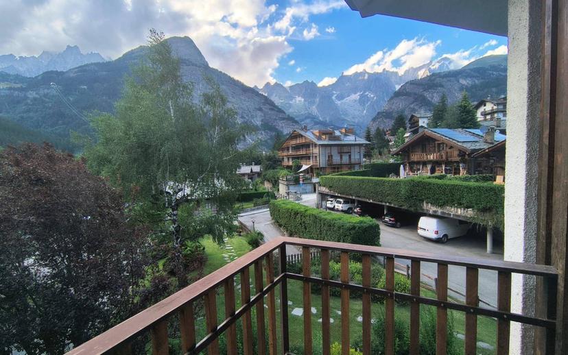 Appartamento Strada delle Volpi 32, Centro, Courmayeur — foto 12 di 18
