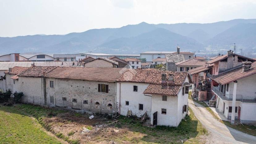 Trilocale via vecchia della valle 7, Revello — foto 11 di 23