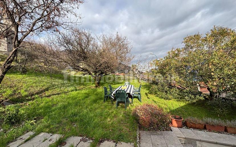 Villa unifamiliare via Gargarino, Centro, Riva di Solto — foto 11 di 15