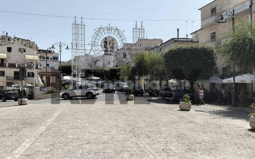 Terratetto unifamiliare via Famiglia Marchetti 20-22, Centro, Ischitella — foto 3 di 35