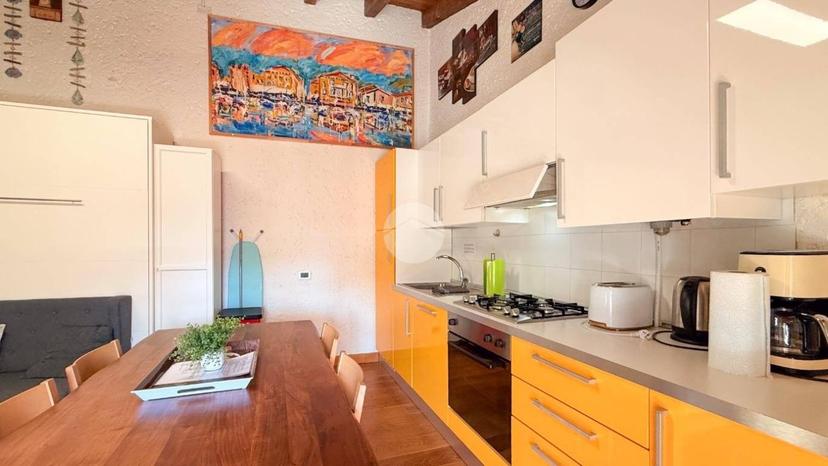 Bilocale via Borgo Cavour 7, Centro, Bardolino — foto 13 di 13