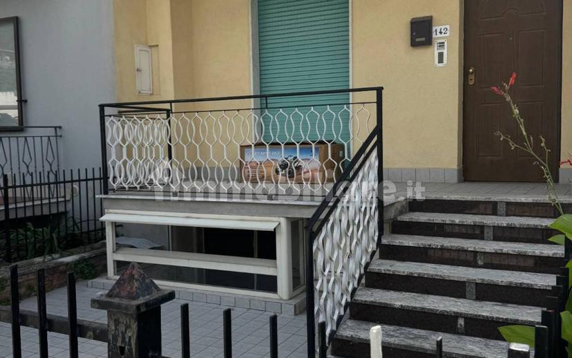 Villa unifamiliare via Municipio 142, Guardia Sanframondi — foto 5 di 7