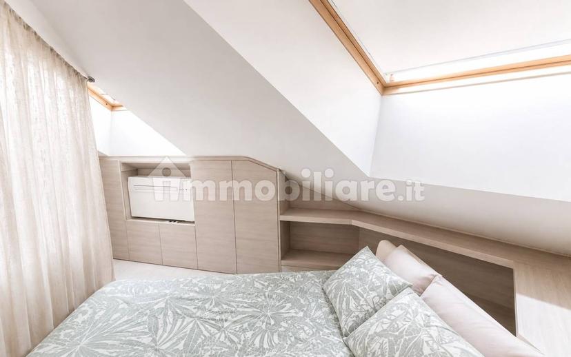 Mansarda corso Dante Alighieri 107, Centro Storico, Asti — foto 10 di 13