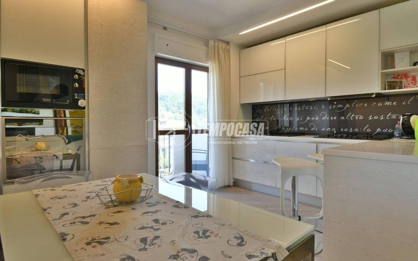 Trilocale via Benedetto Croce 9, Marsia, Roccafluvione — foto 3 di 18