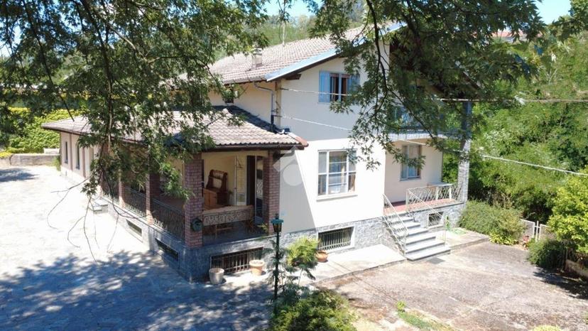 Villa bifamiliare via Martiri della Libertà 14, Centro, Salussola — foto 6 di 41