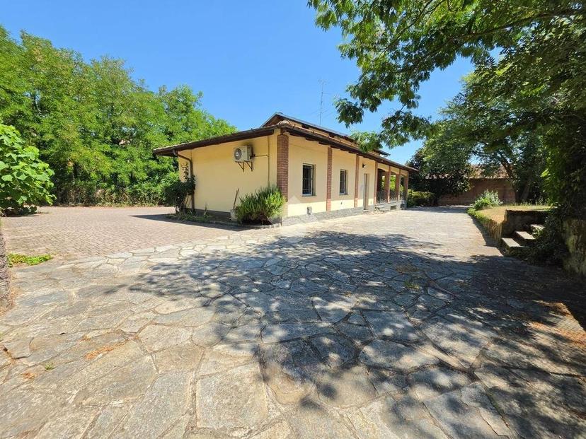 Villa bifamiliare via Martiri della Libertà 14, Centro, Salussola — foto 22 di 41