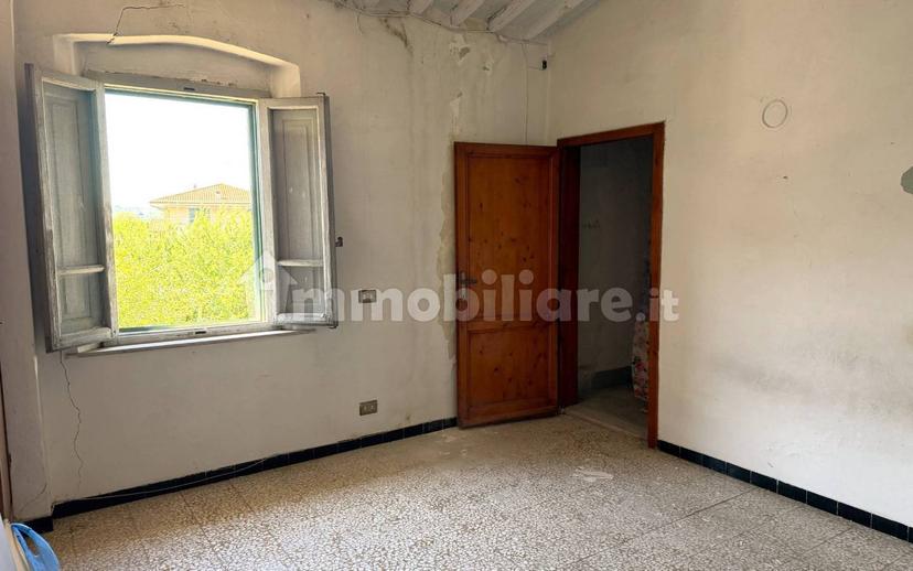 Terratetto plurifamiliare 270 m², da ristrutturare, La Scala, Calenzano, San Miniato — foto 10 di 17