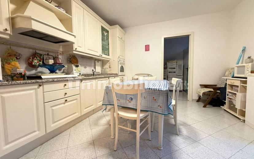 Villa unifamiliare, ottimo stato, 249 m², Oneglia, Imperia — foto 18 di 37