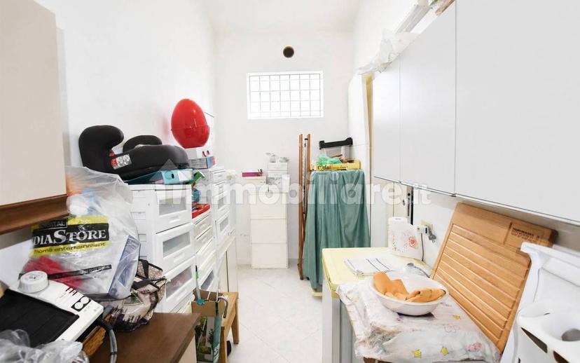 Villa unifamiliare, ottimo stato, 249 m², Oneglia, Imperia — foto 4 di 37
