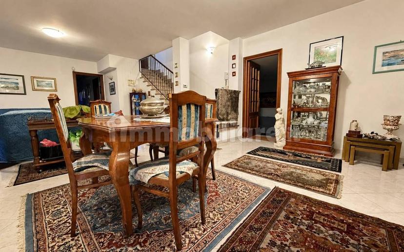 Villa unifamiliare, ottimo stato, 249 m², Oneglia, Imperia — foto 25 di 37