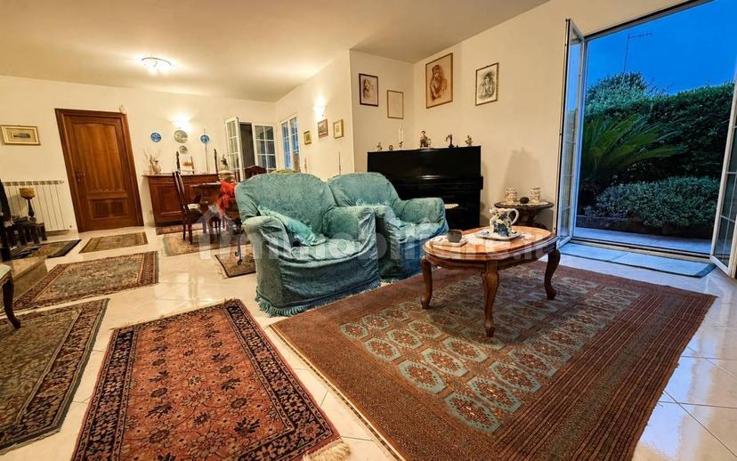 Villa unifamiliare, ottimo stato, 249 m², Oneglia, Imperia — foto 23 di 37