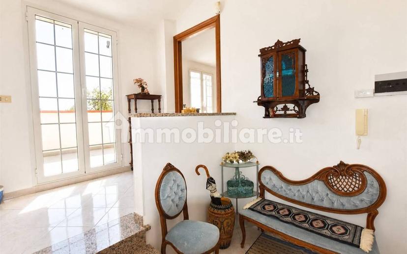 Villa unifamiliare, ottimo stato, 249 m², Oneglia, Imperia — foto 29 di 37