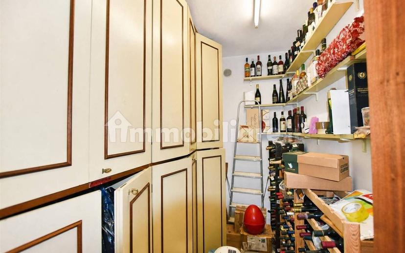 Villa unifamiliare, ottimo stato, 249 m², Oneglia, Imperia — foto 17 di 37