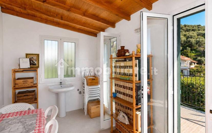 Villa unifamiliare, ottimo stato, 249 m², Oneglia, Imperia — foto 14 di 37