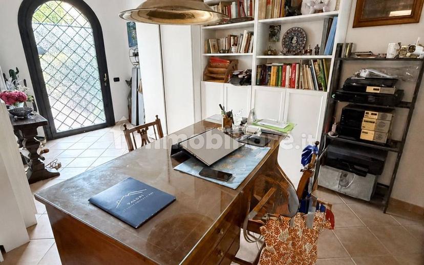 Villa unifamiliare, ottimo stato, 269 m², Seano, Carmignano — foto 2 di 46