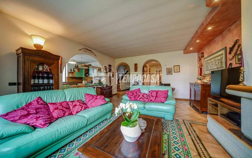 Villa unifamiliare via Galliano 21, Centro, Carnago — foto 32 di 41