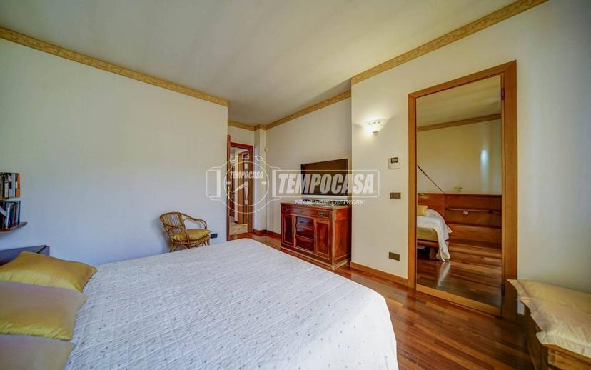 Villa unifamiliare via Galliano 21, Centro, Carnago — foto 17 di 41