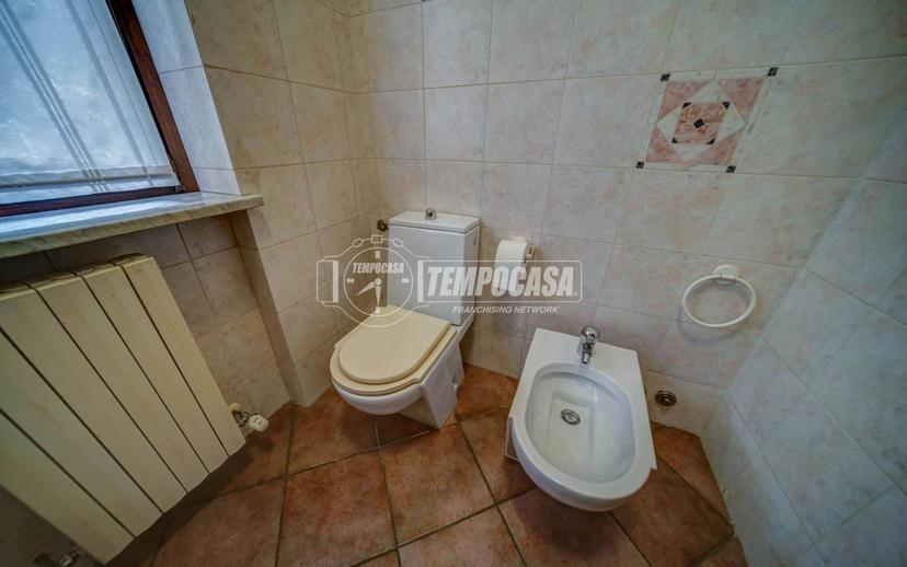 Villa unifamiliare via Galliano 21, Centro, Carnago — foto 11 di 41