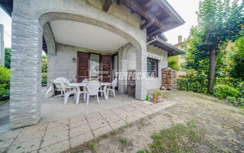 Villa unifamiliare via Galliano 21, Centro, Carnago — foto 25 di 41