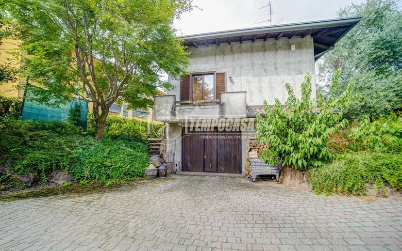 Villa unifamiliare via Galliano 21, Centro, Carnago — foto 21 di 41