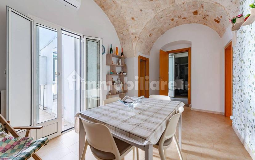Trilocale via Monopoli, Castellana Grotte — foto 8 di 18