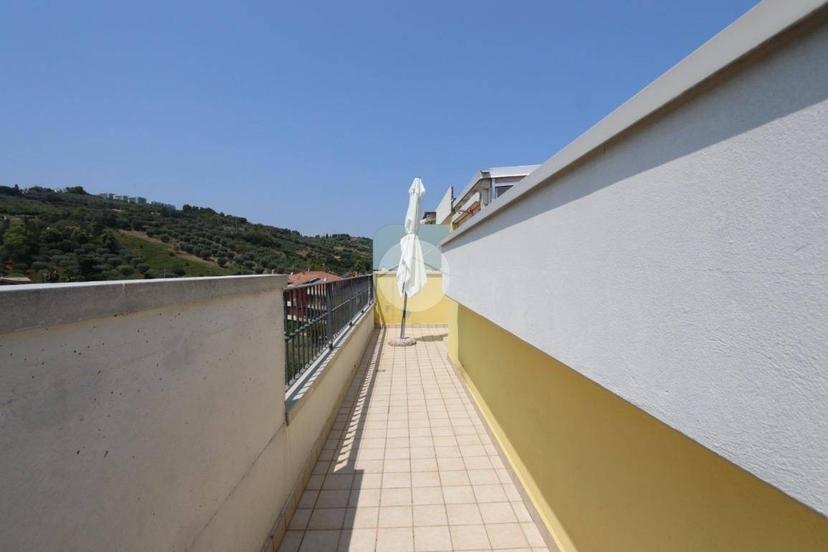 Monolocale via Degli Olmi 20, Contrada dei Tigli, Via degli Oleandri, Alba Adriatica — foto 7 di 18