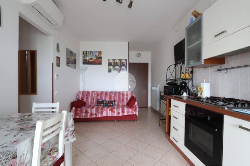 Bilocale via Ercole Falò 21, Centro, Alba Adriatica — foto 13 di 15