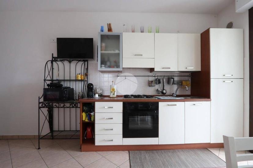 Bilocale via Ercole Falò 21, Centro, Alba Adriatica — foto 5 di 15