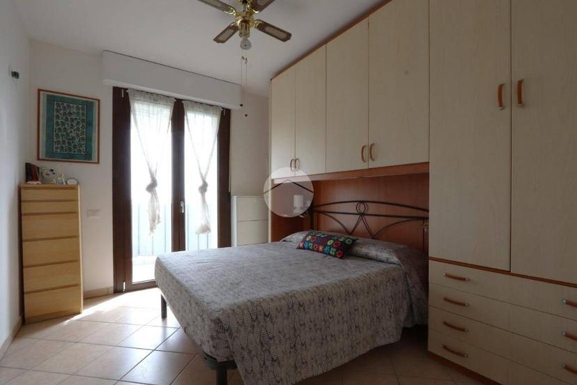 Bilocale via Ercole Falò 21, Centro, Alba Adriatica — foto 2 di 15
