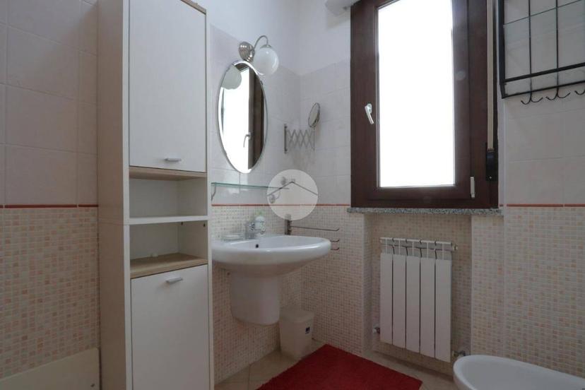 Bilocale via Ercole Falò 21, Centro, Alba Adriatica — foto 10 di 15