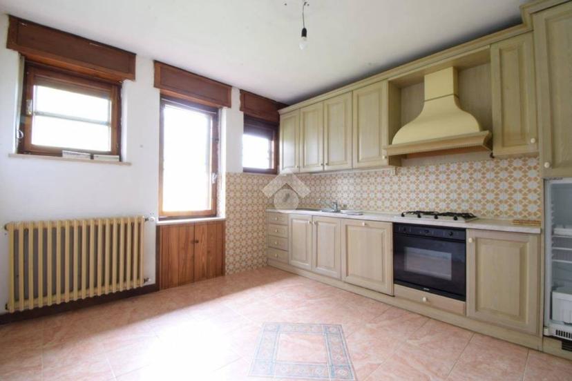 Villa unifamiliare via Giovanni Binel 44, Centro, Donnas — foto 26 di 44