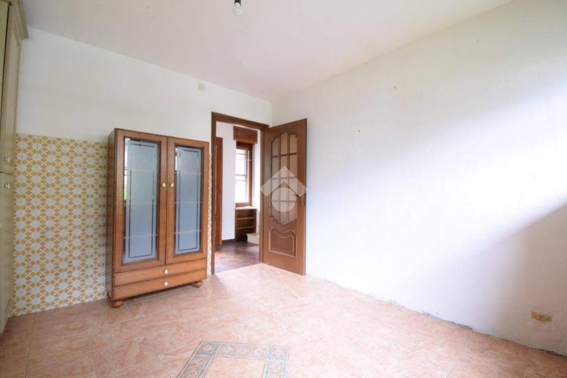 Villa unifamiliare via Giovanni Binel 44, Centro, Donnas — foto 15 di 44
