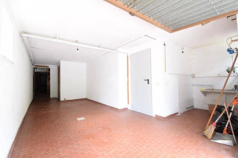 Villa unifamiliare via Giovanni Binel 44, Centro, Donnas — foto 16 di 44