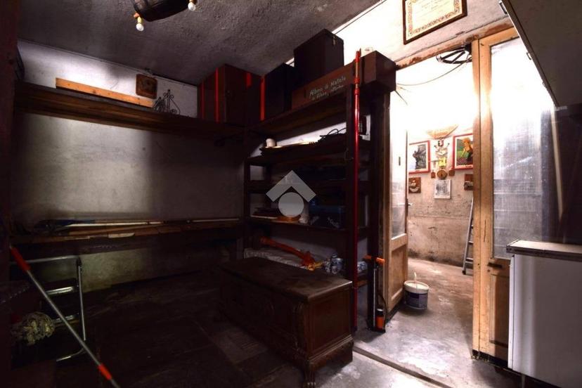 Villa unifamiliare via Giovanni Binel 44, Centro, Donnas