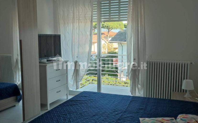 Trilocale via Giosuè Carducci, Lido di Camaiore, Camaiore — foto 5 di 5