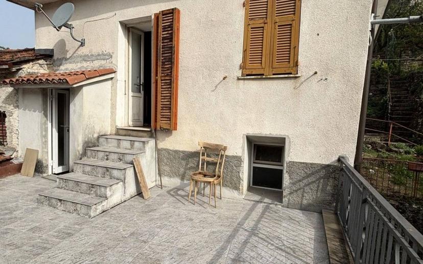Terratetto unifamiliare via San Antonio 15, Centro, Rocchetta di Vara — foto 8 di 30