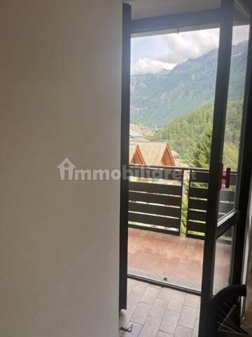 Trilocale via Bernina 32, Centro, Chiesa in Valmalenco — foto 16 di 24