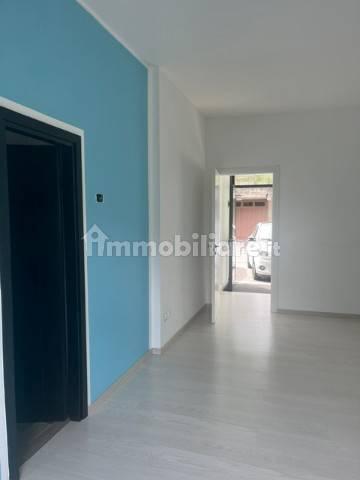 Trilocale via Bernina 32, Centro, Chiesa in Valmalenco — foto 3 di 24