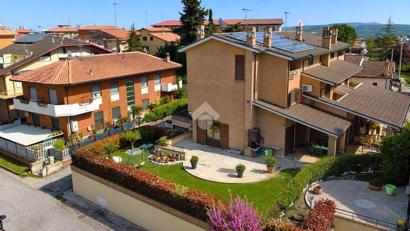 Terratetto plurifamiliare via P. Picasso 2, Centro, Mosciano Sant'Angelo — foto 19 di 34