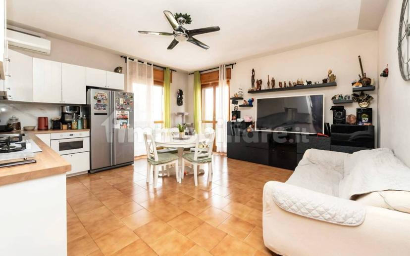 Quadrilocale via Carlo Casalino 2, Centro, Vidigulfo — foto 3 di 18